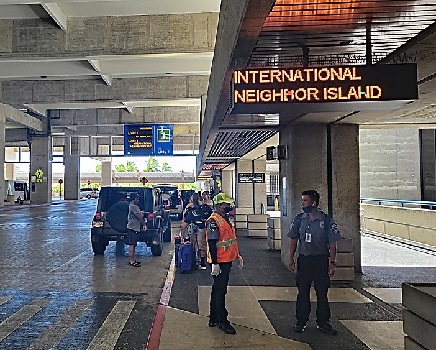 US International Airport shuts down after bed bug discovery